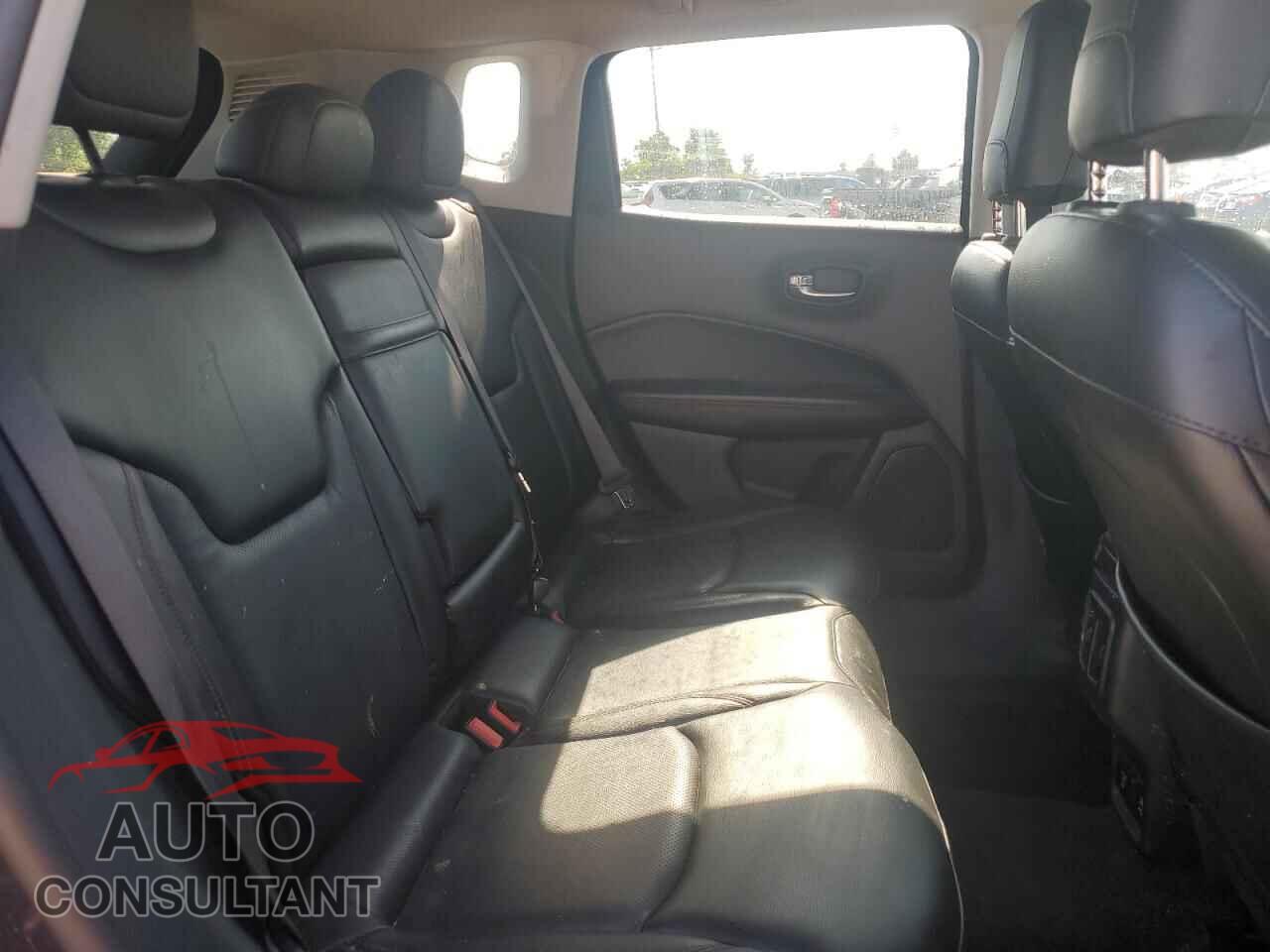 JEEP COMPASS 2017 - 3C4NJDDB3HT630454