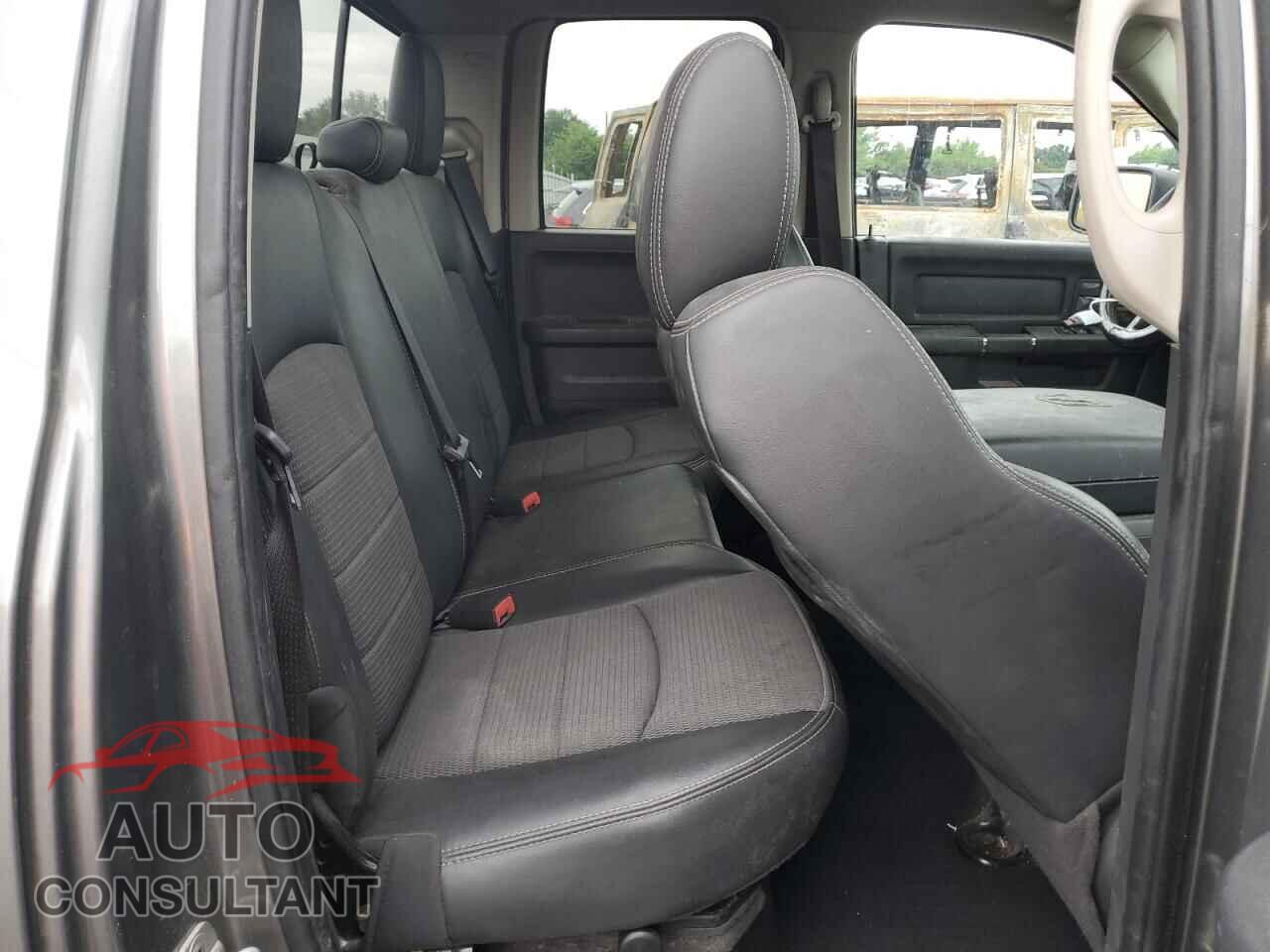 DODGE RAM 1500 2012 - 1C6RD7HT9CS162714