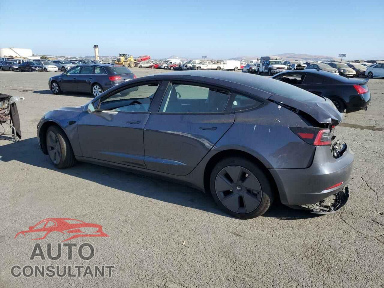 TESLA MODEL 3 2023 - 5YJ3E1EA9PF675427