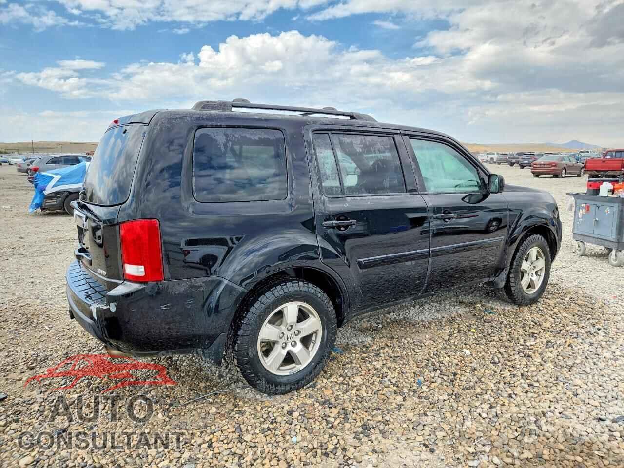 HONDA PILOT 2011 - 5FNYF4H79BB018981