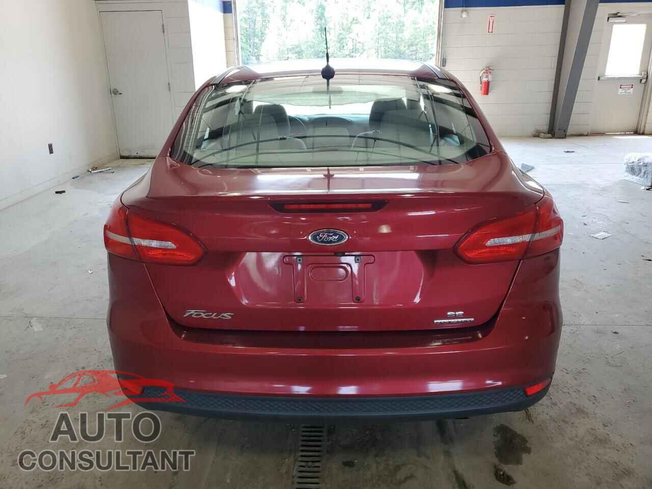 FORD FOCUS 2015 - 1FADP3F28FL217736