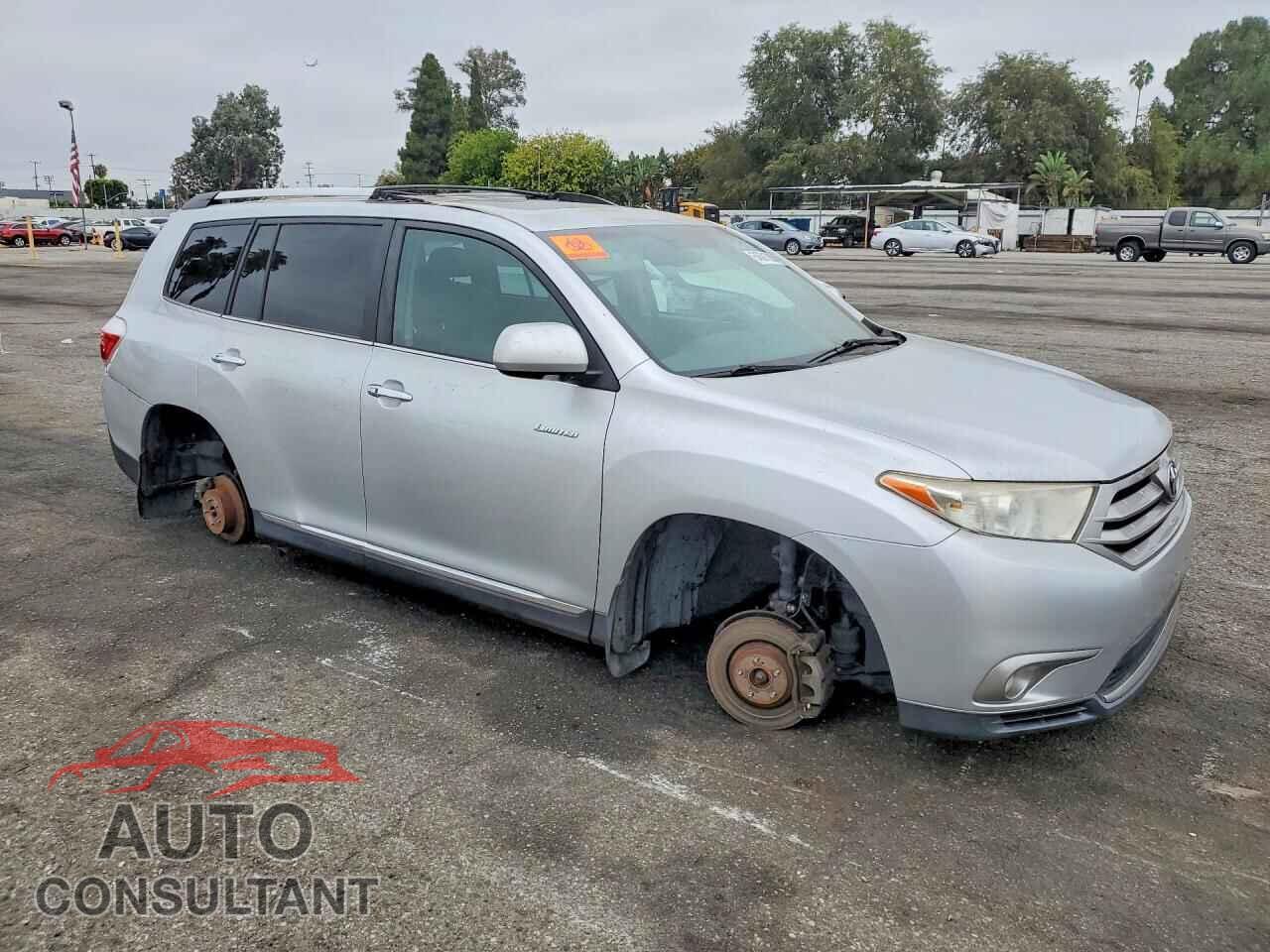 TOYOTA HIGHLANDER 2013 - 5TDDK3EH8DS251475