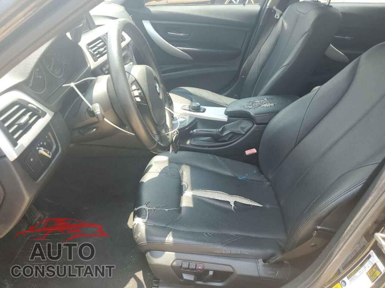 BMW 3 SERIES 2013 - WBA3A5C58DF357103