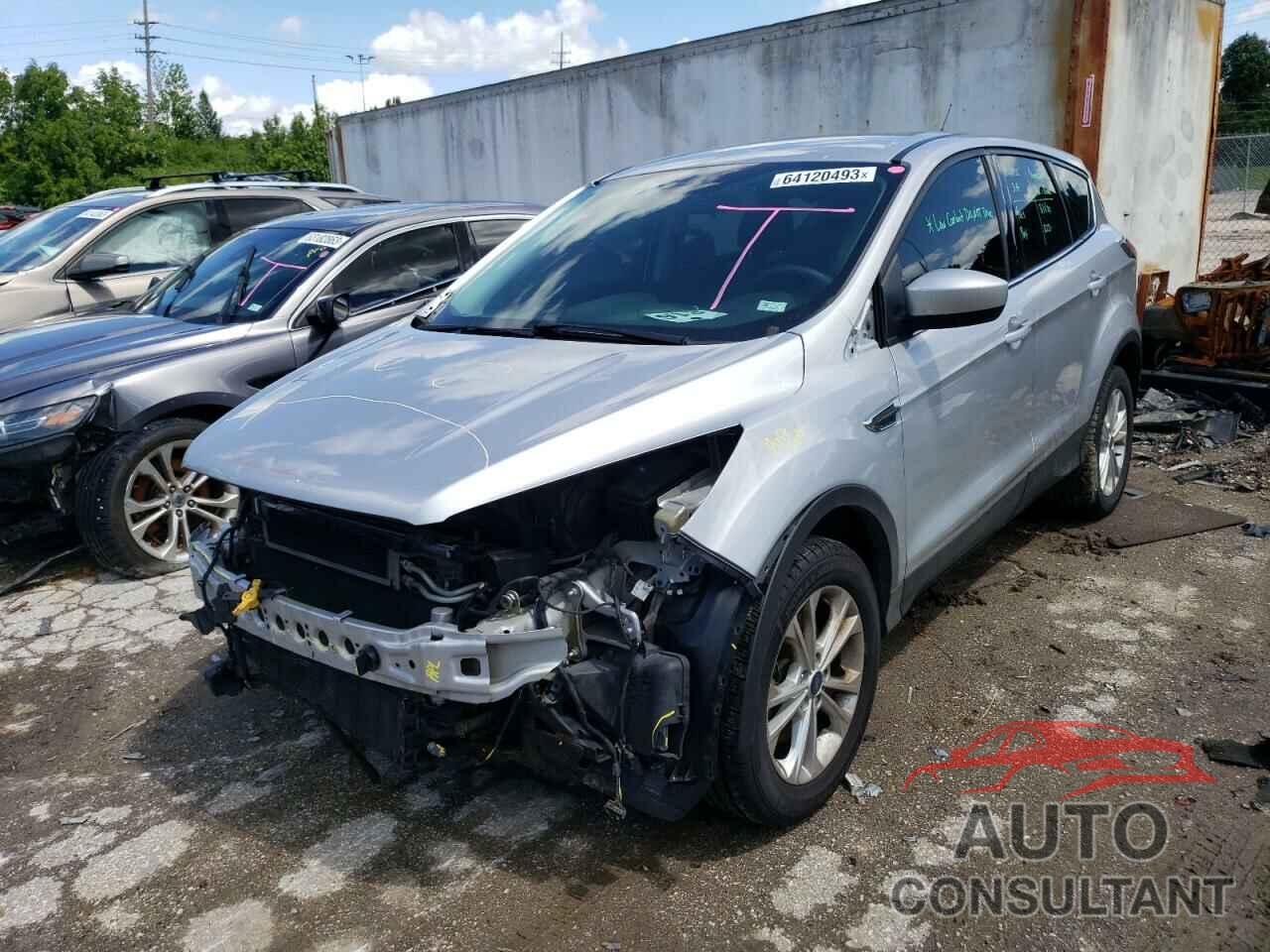 FORD ESCAPE 2017 - 1FMCU9GD2HUA84353