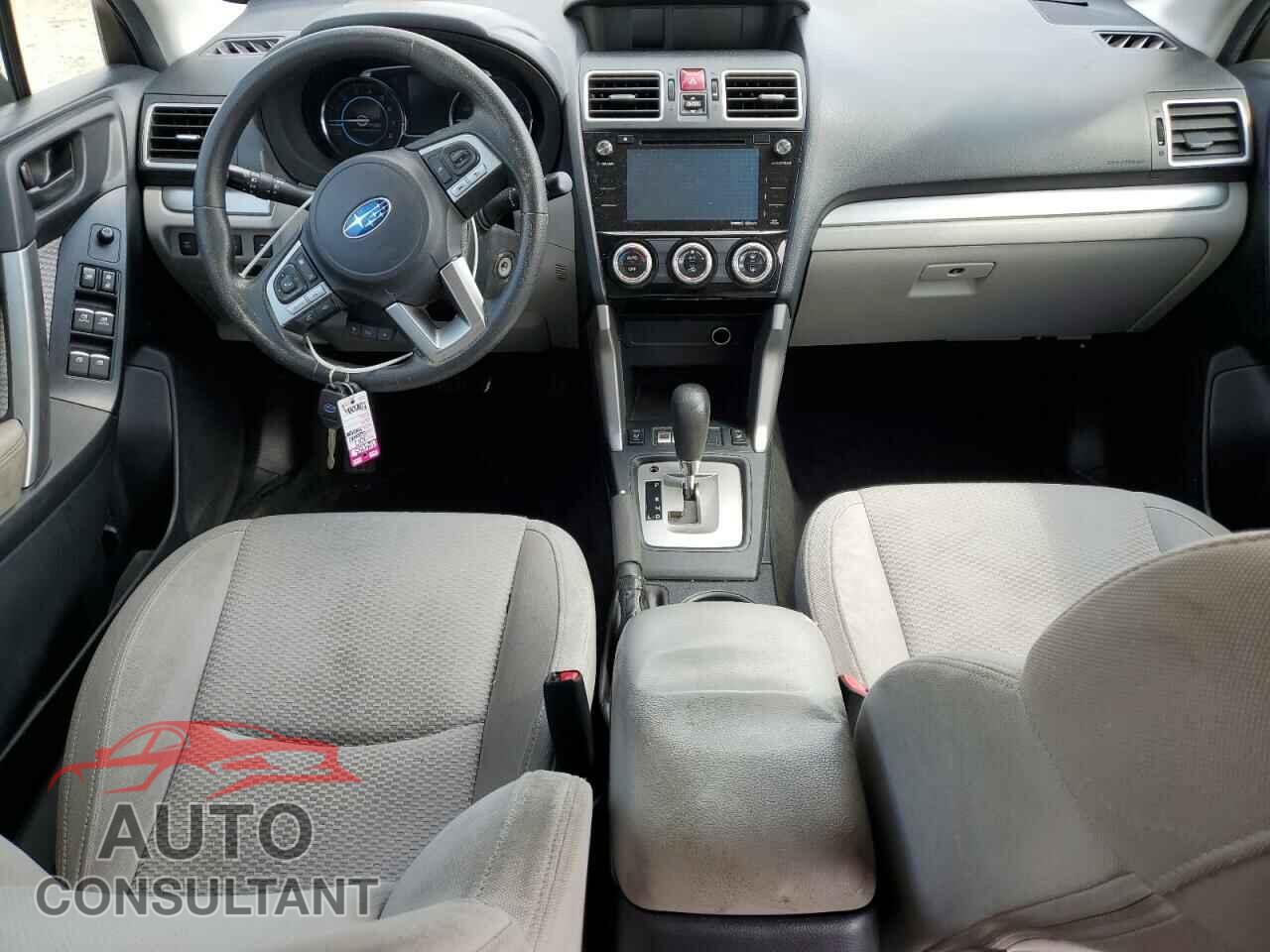 SUBARU FORESTER 2017 - JF2SJAGC0HH467977