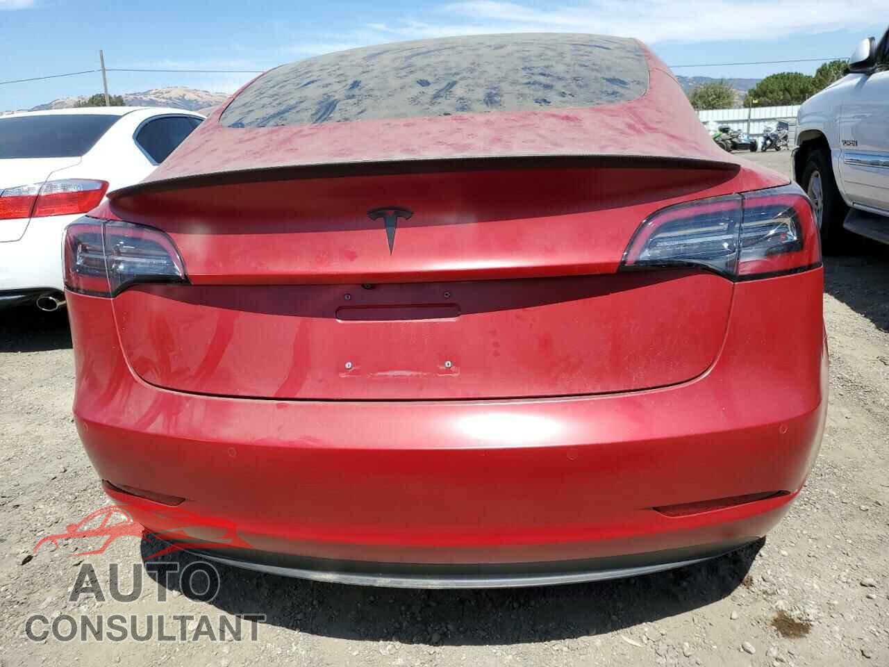 TESLA MODEL 3 2018 - 5YJ3E1EB5JF083734