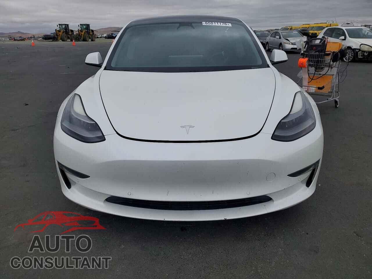 TESLA MODEL 3 2021 - 5YJ3E1EBXMF995540