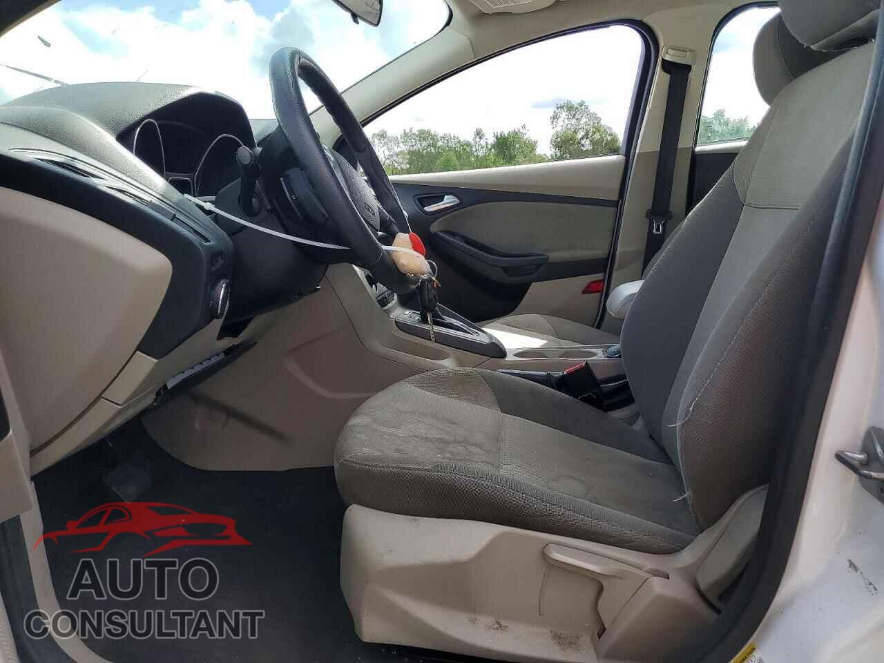 FORD FOCUS 2014 - 1FADP3F24EL286342