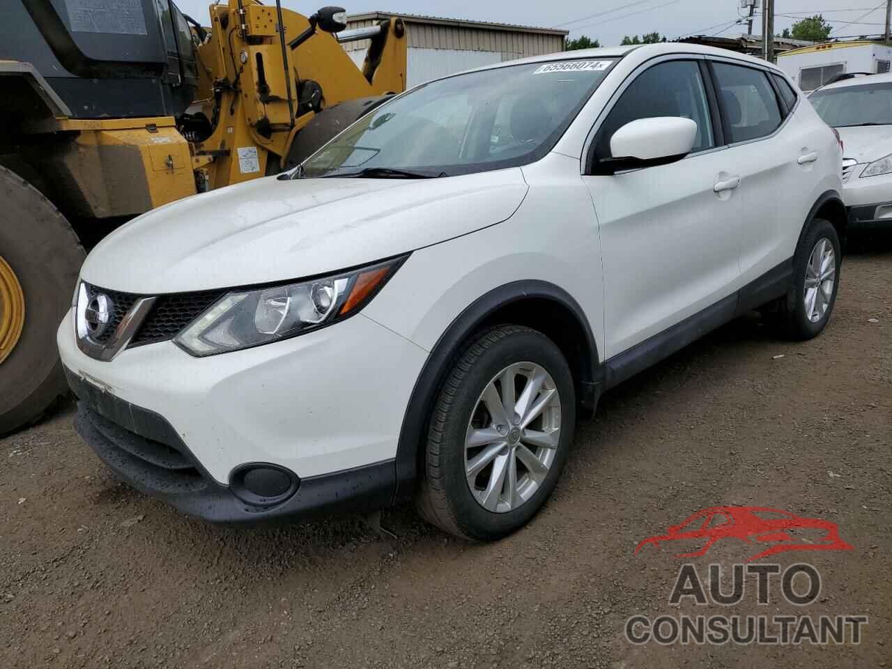 NISSAN ROGUE 2017 - JN1BJ1CR9HW111325