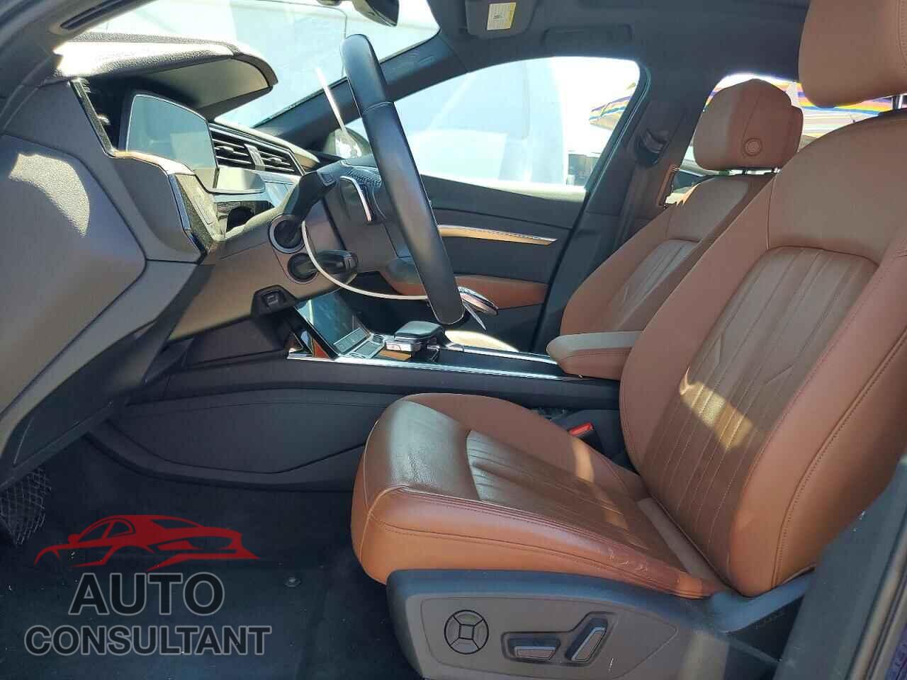 AUDI E-TRON 2021 - WA1AAAGE9MB021930