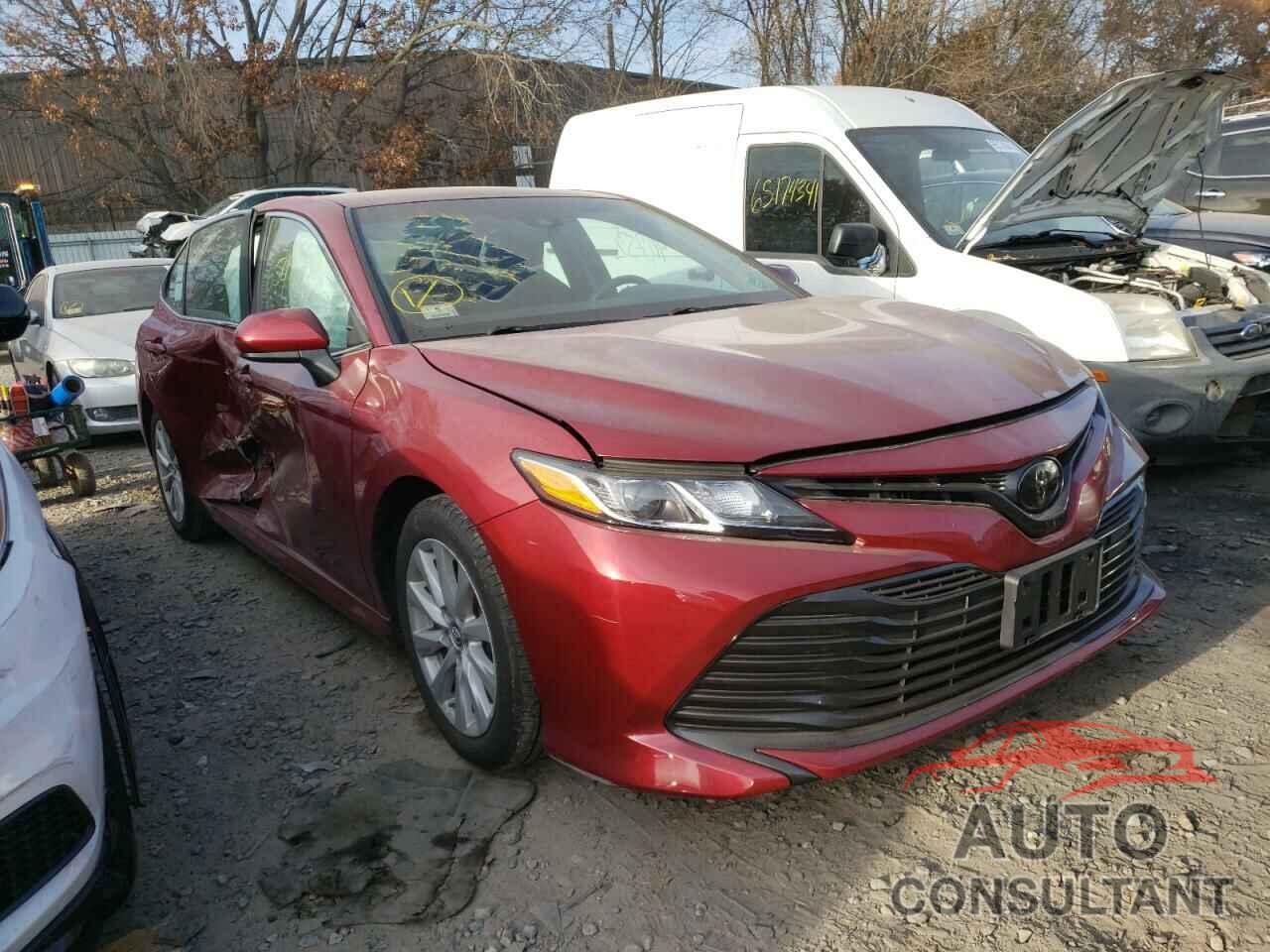 TOYOTA CAMRY 2018 - 4T1B11HK2JU604379