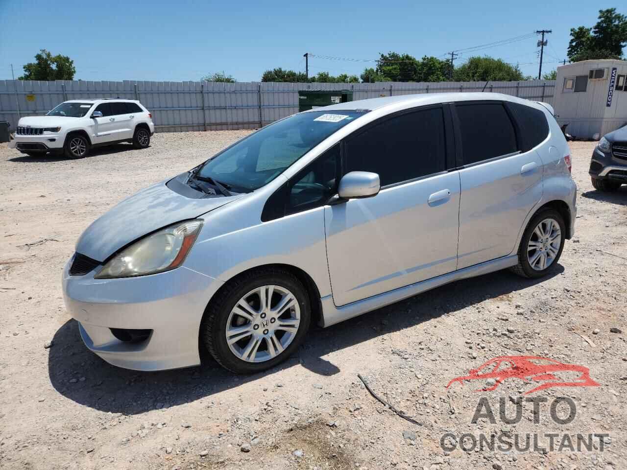 HONDA FIT 2011 - JHMGE8G56BS009162