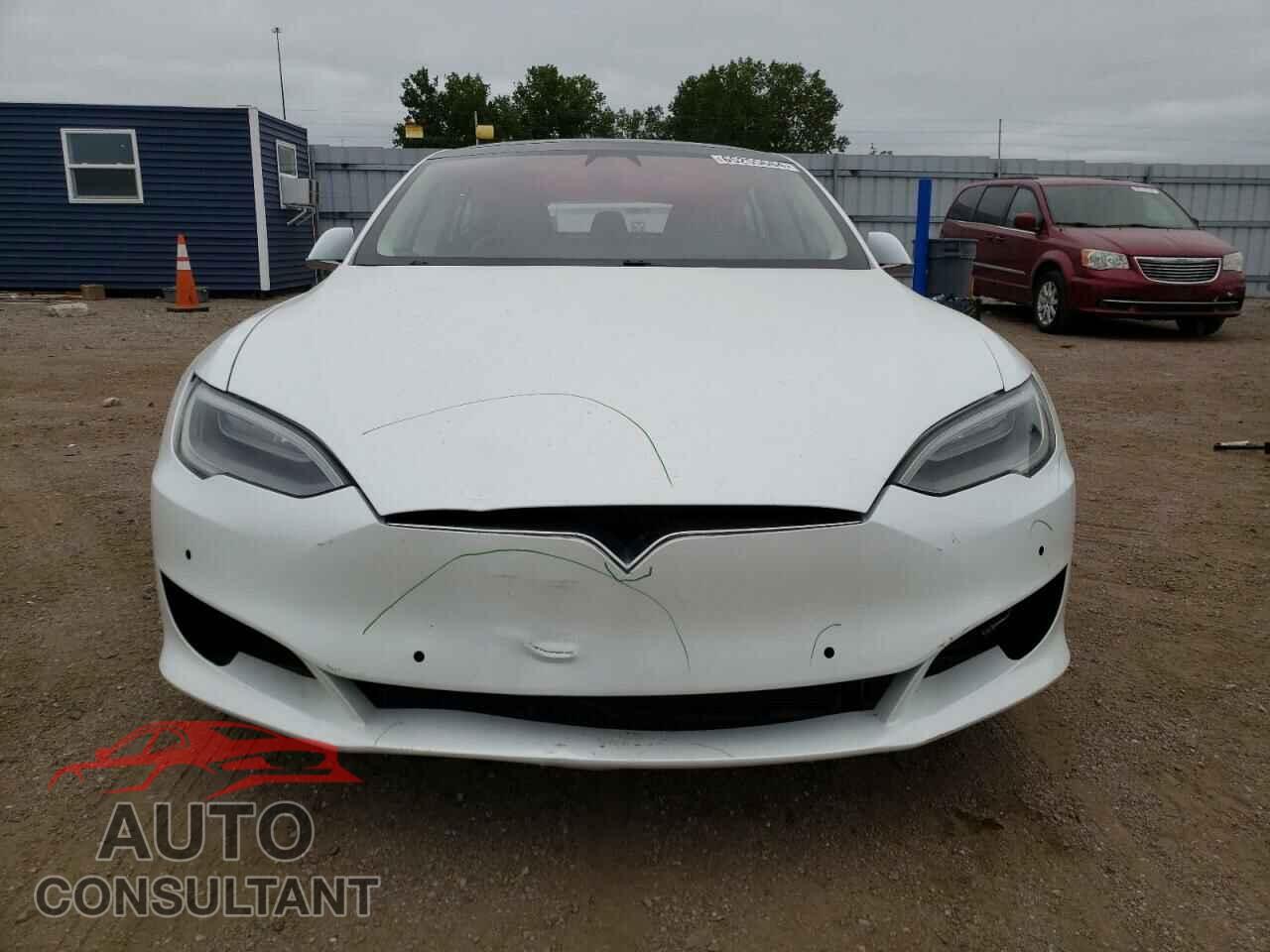 TESLA MODEL S 2017 - 5YJSA1E21HF196565