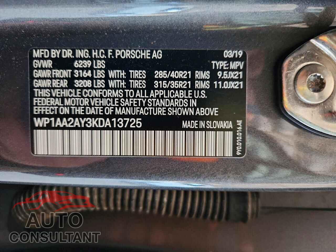 PORSCHE CAYENNE 2019 - WP1AA2AY3KDA13725