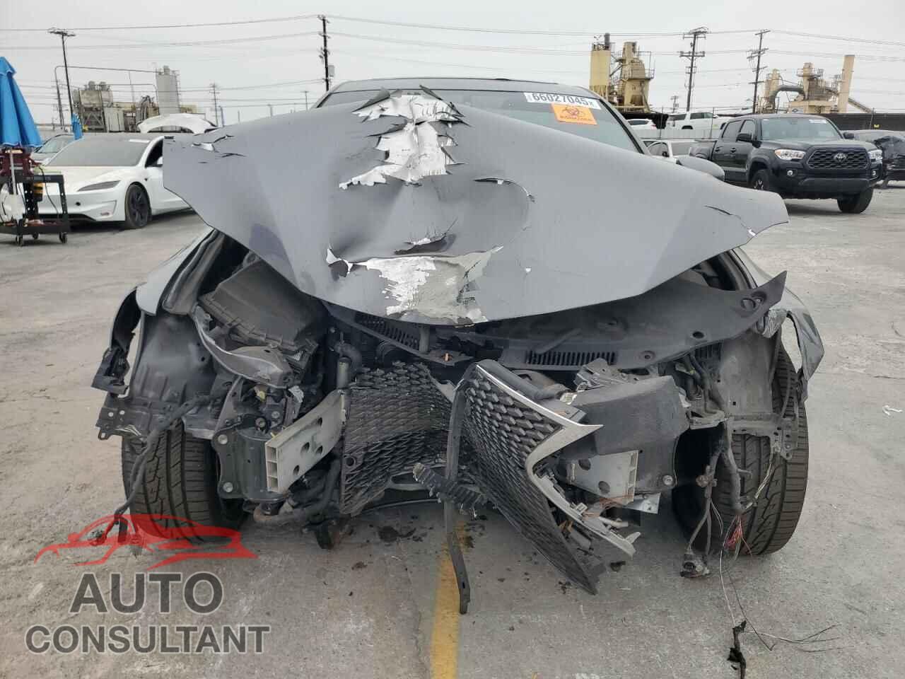 LEXUS IS 2016 - JTHBA1D24G5025082