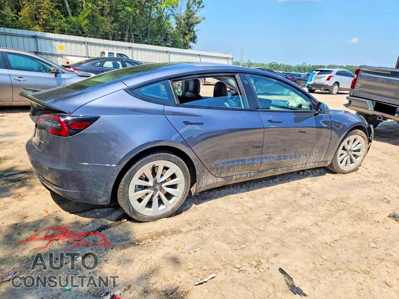 TESLA MODEL 3 2022 - 5YJ3E1EBXNF180501