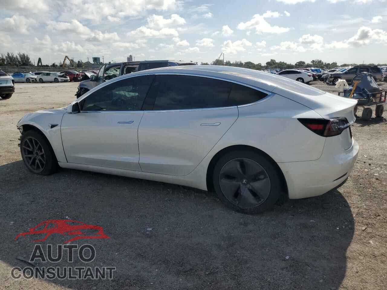 TESLA MODEL 3 2020 - 5YJ3E1EA3LF737012