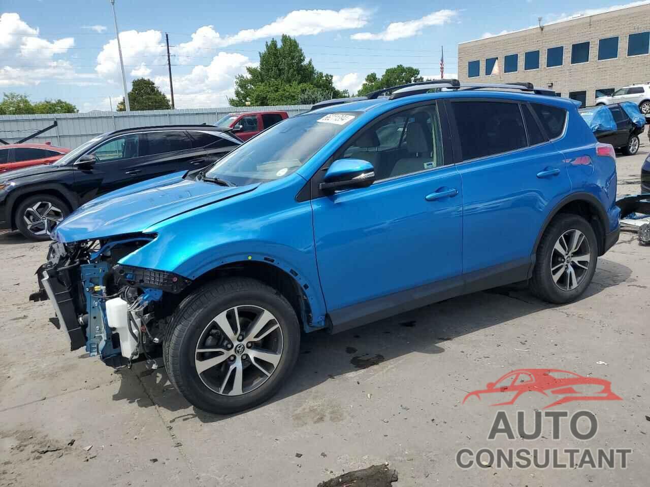 TOYOTA RAV4 2017 - JTMRFREV9HJ122912