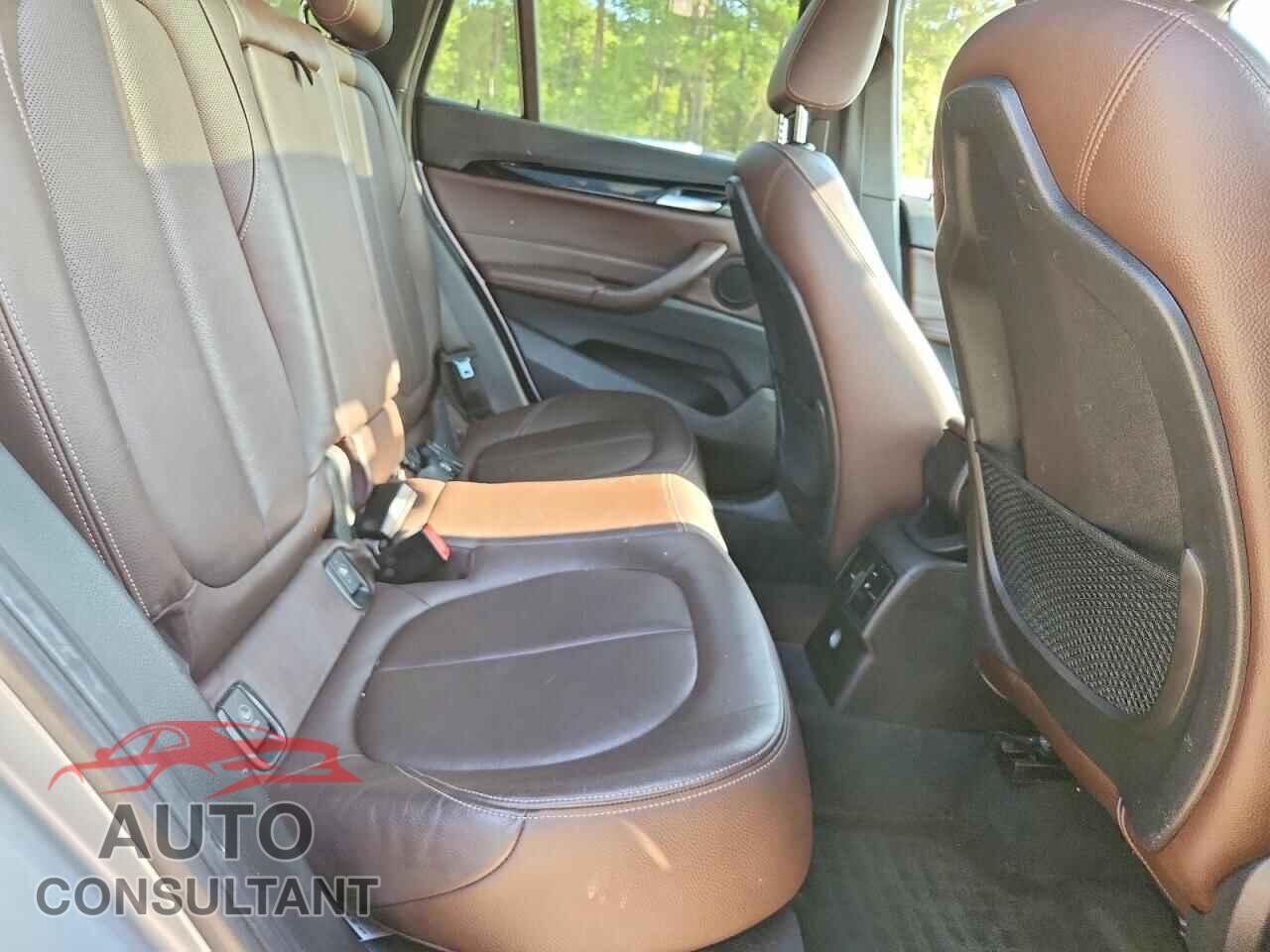 BMW X1 2017 - WBXHT3C34H5F79581
