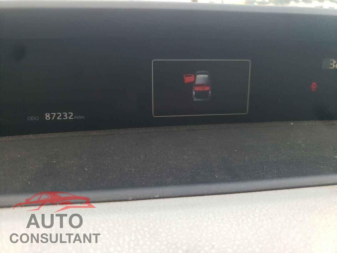 TOYOTA PRIUS 2017 - JTDKARFUXH3042402