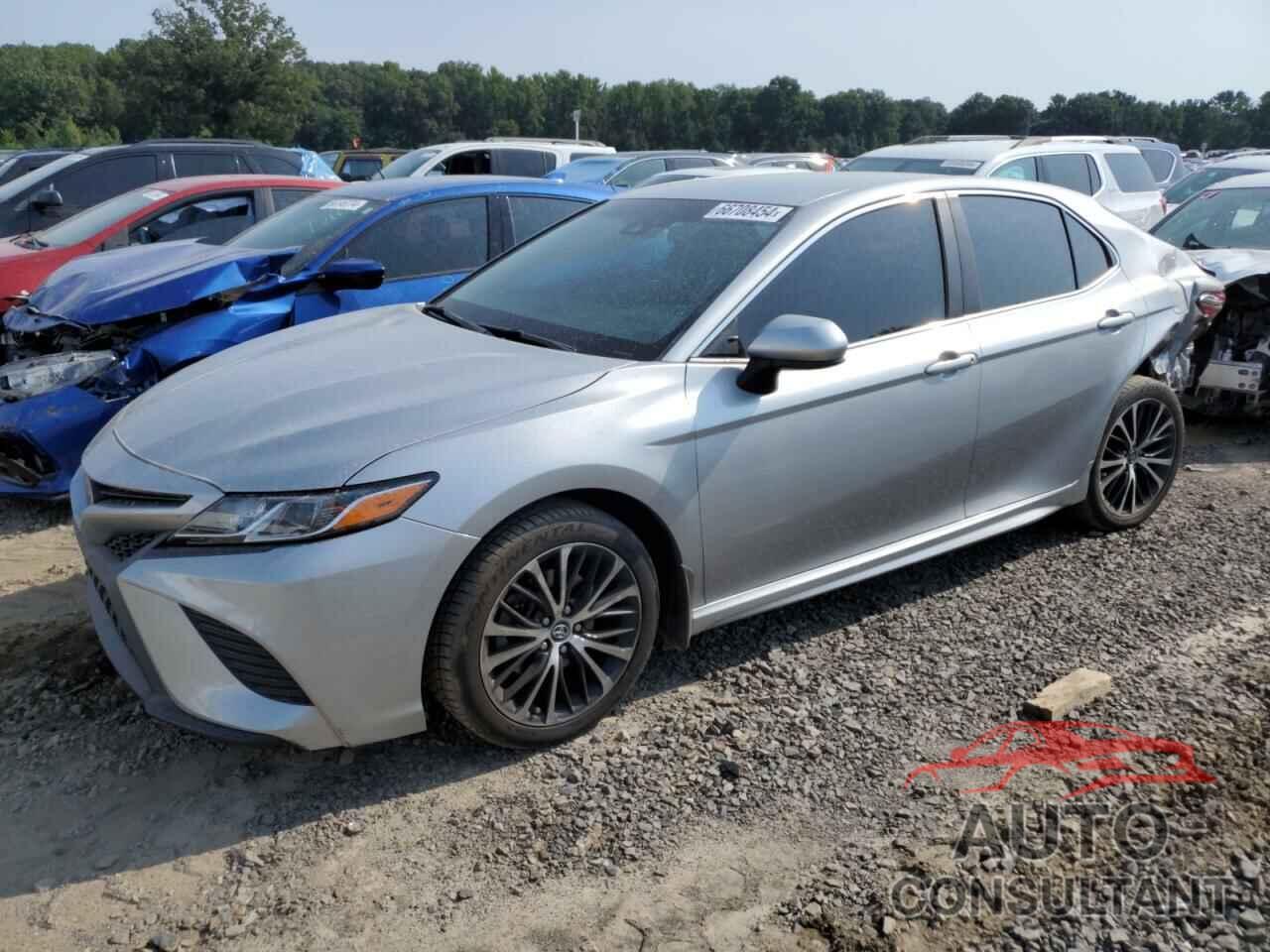 TOYOTA CAMRY 2018 - 4T1B11HK5JU143064