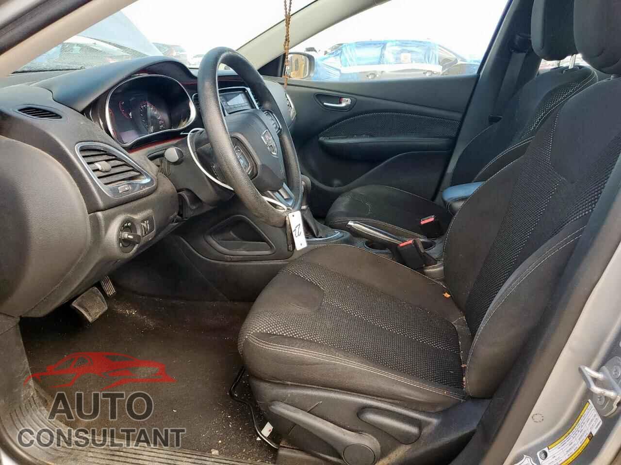 DODGE DART 2015 - 1C3CDFBB6FD308945