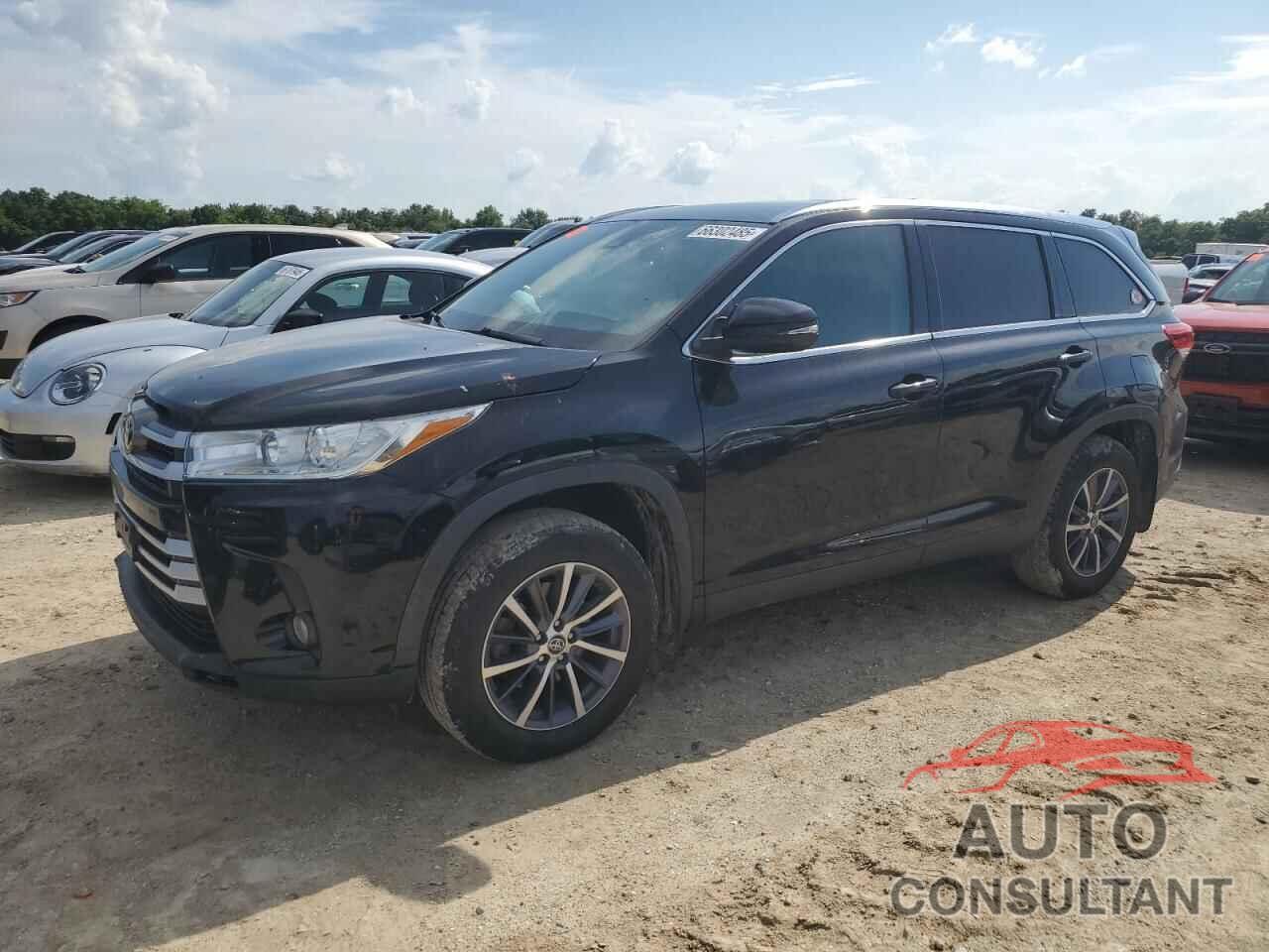 TOYOTA HIGHLANDER 2019 - 5TDJZRFH4KS715620