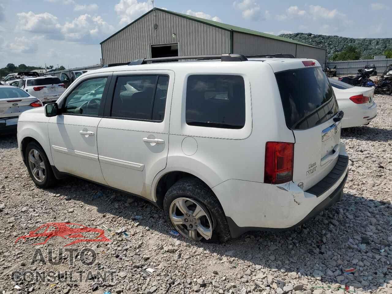 HONDA PILOT 2013 - 5FNYF3H64DB009478