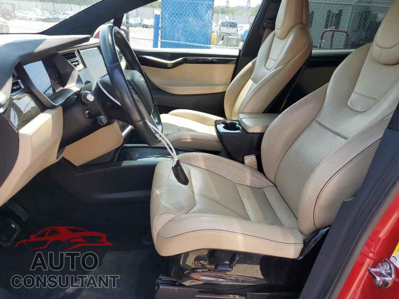 TESLA MODEL X 2016 - 5YJXCBE26GF021376