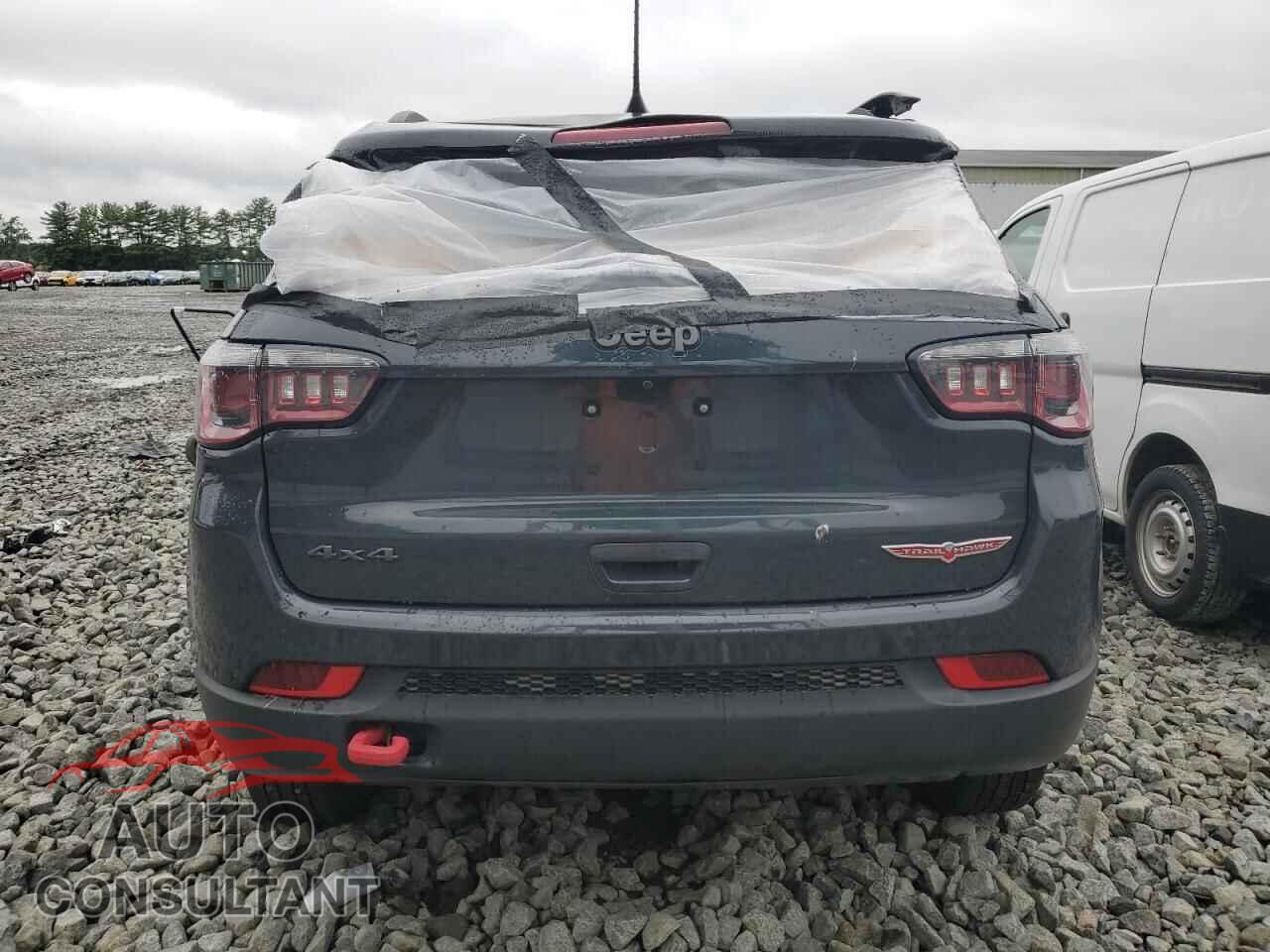JEEP COMPASS 2018 - 3C4NJDDB7JT501784
