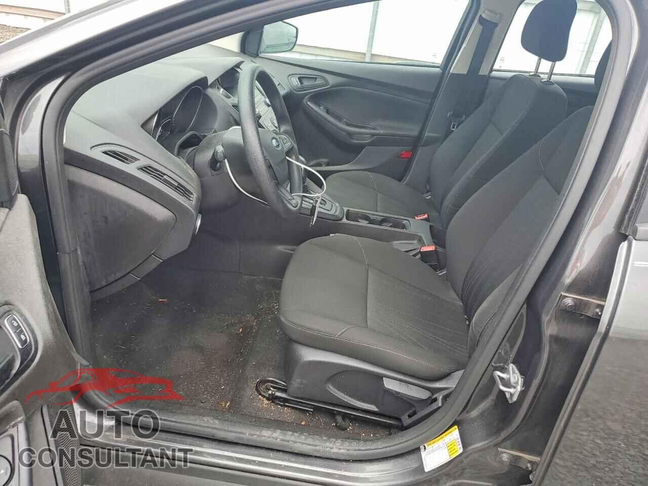FORD FOCUS 2016 - 1FADP3E27GL331052