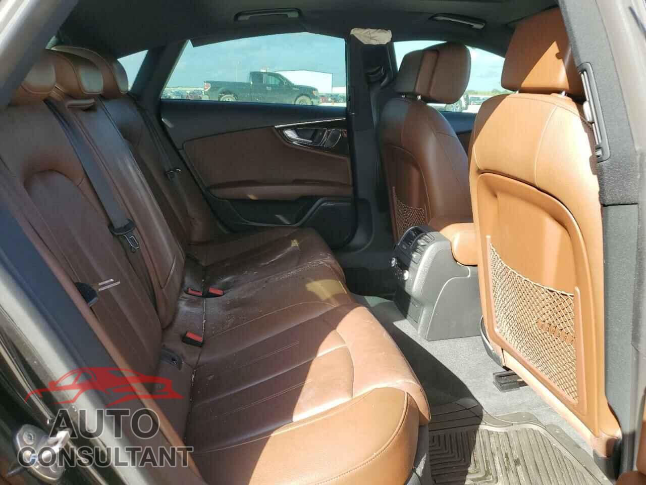 AUDI A7 2017 - WAUW2AFC5HN084209