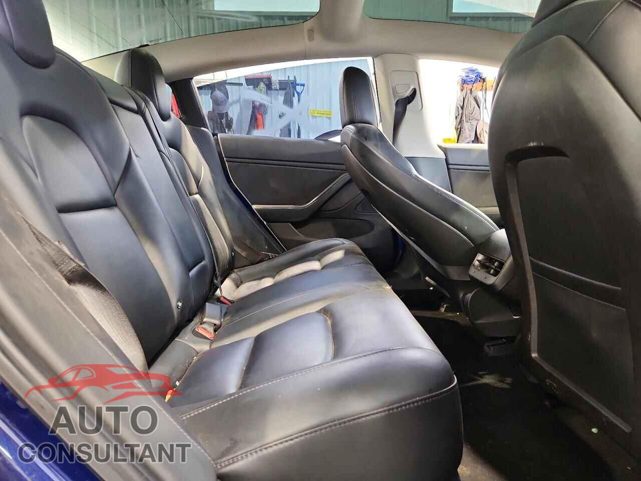 TESLA MODEL 3 2018 - 5YJ3E1EA5JF125035