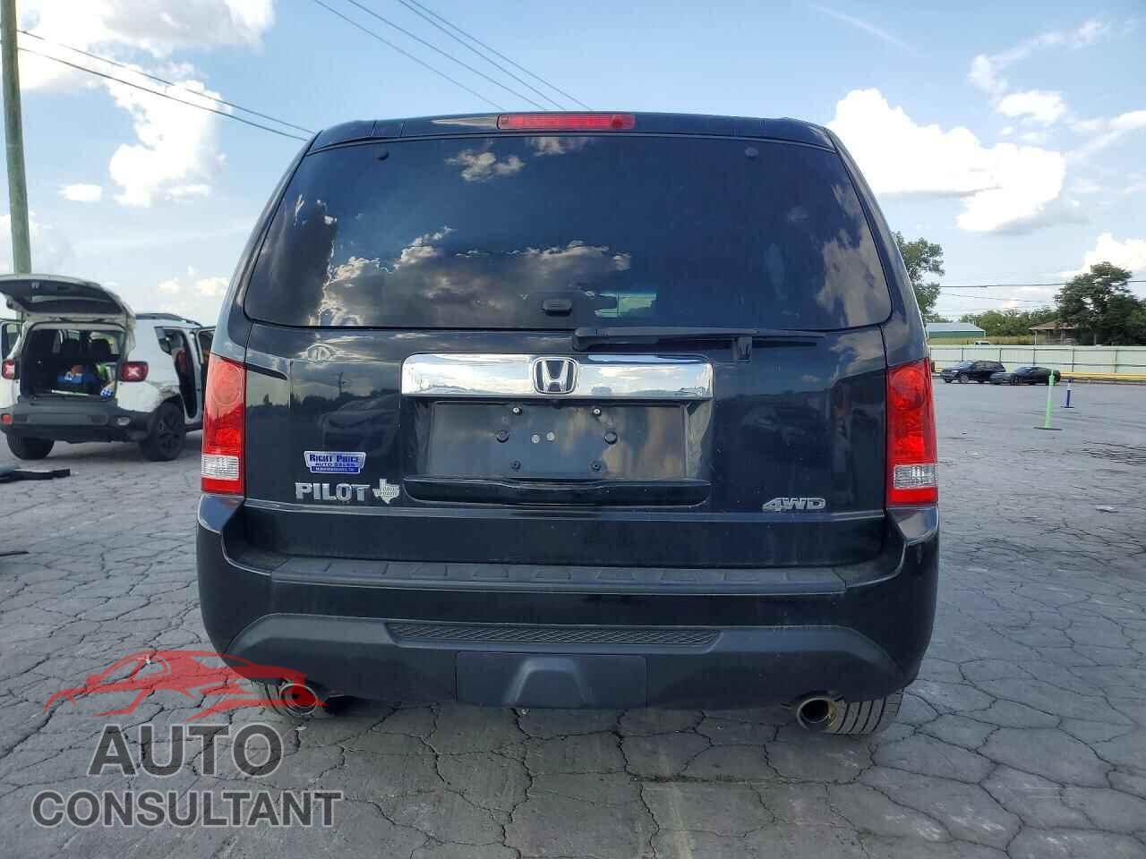 HONDA PILOT 2013 - 5FNYF4H53DB033199