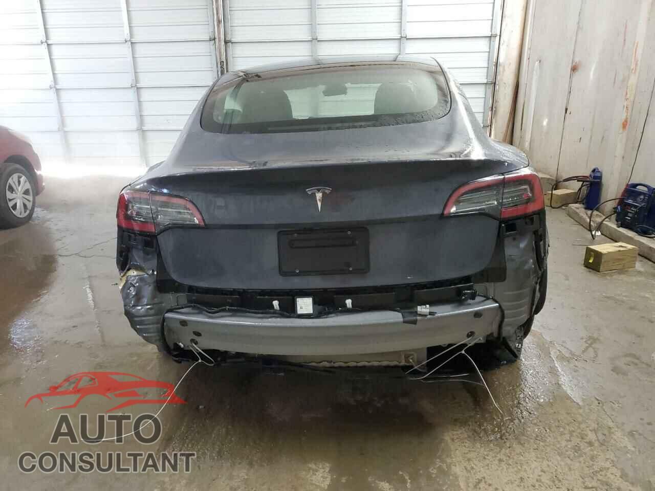 TESLA MODEL 3 2023 - 5YJ3E1EA1PF647203