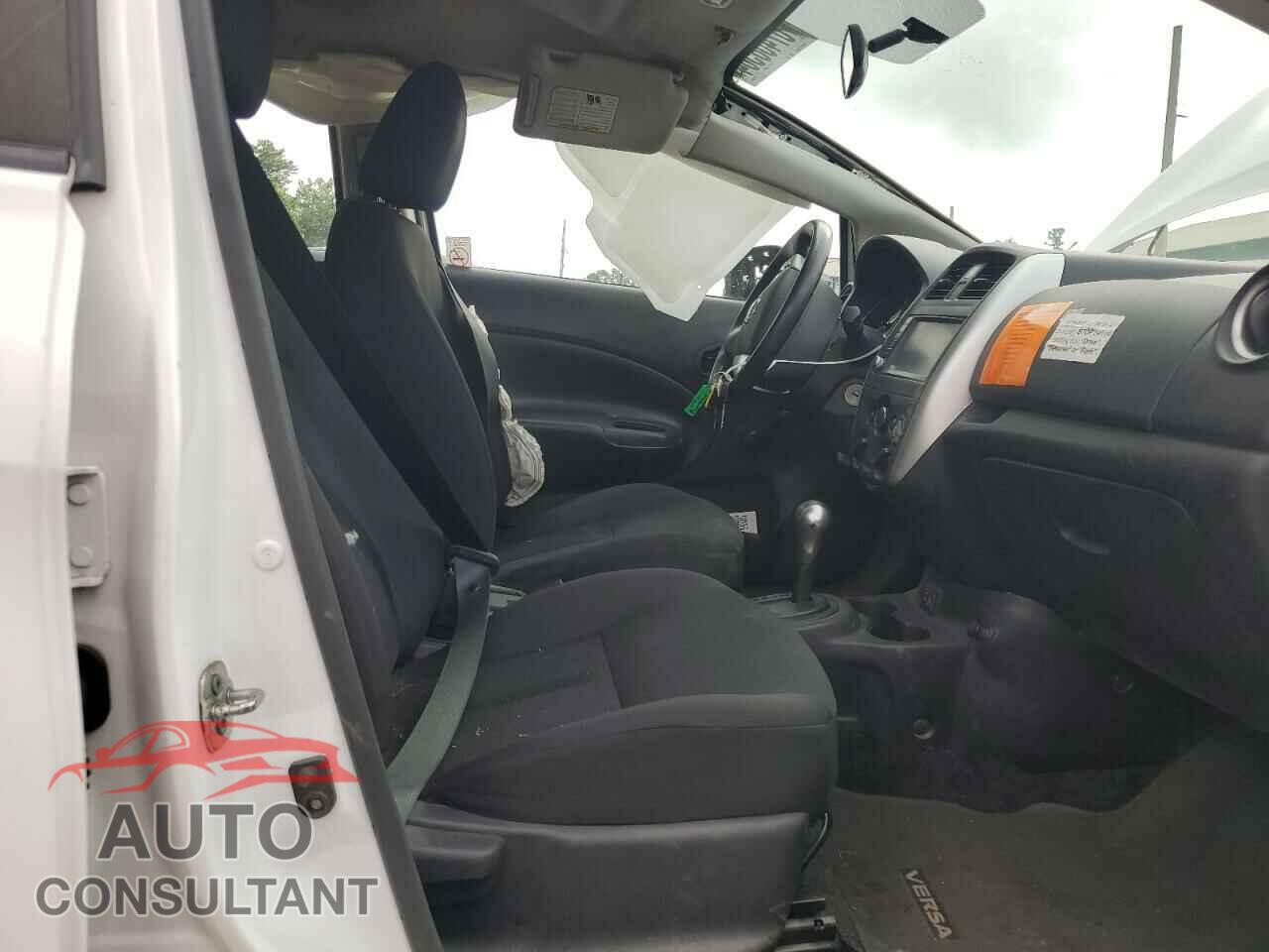 NISSAN VERSA 2019 - 3N1CE2CP2KL360799