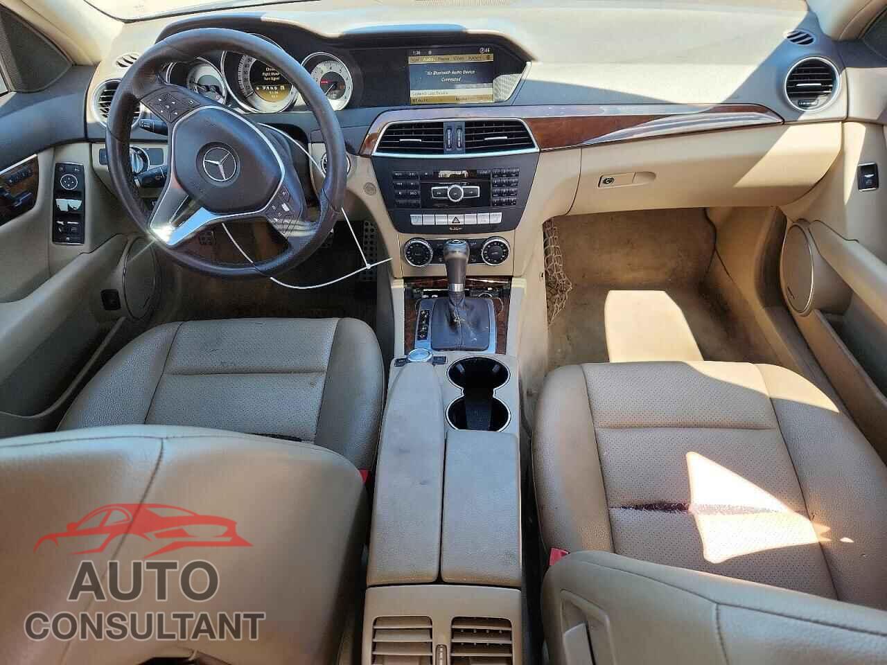 MERCEDES-BENZ C-CLASS 2012 - WDDGF8BB7CA642147