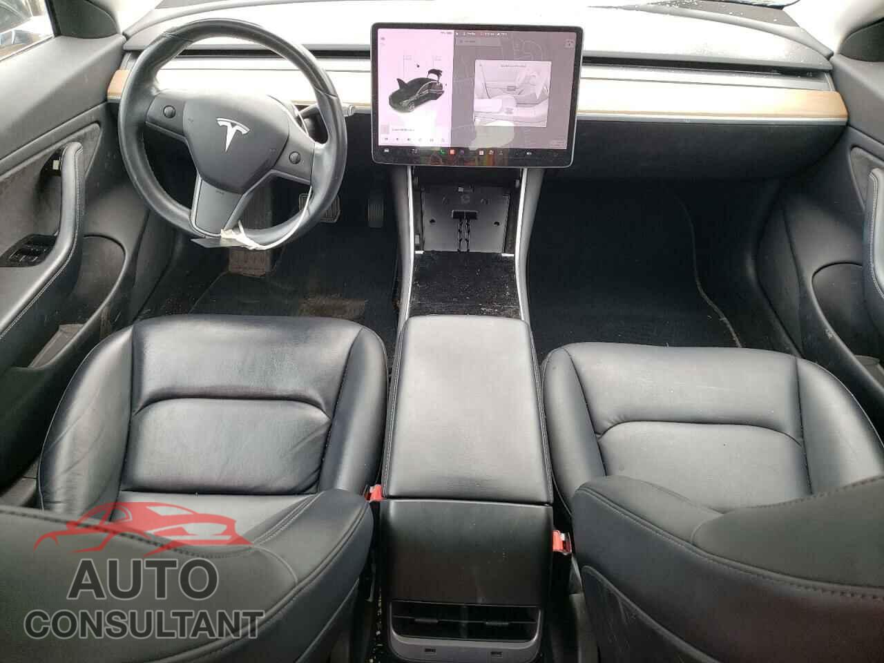 TESLA MODEL 3 2018 - 5YJ3E1EB9JF068511
