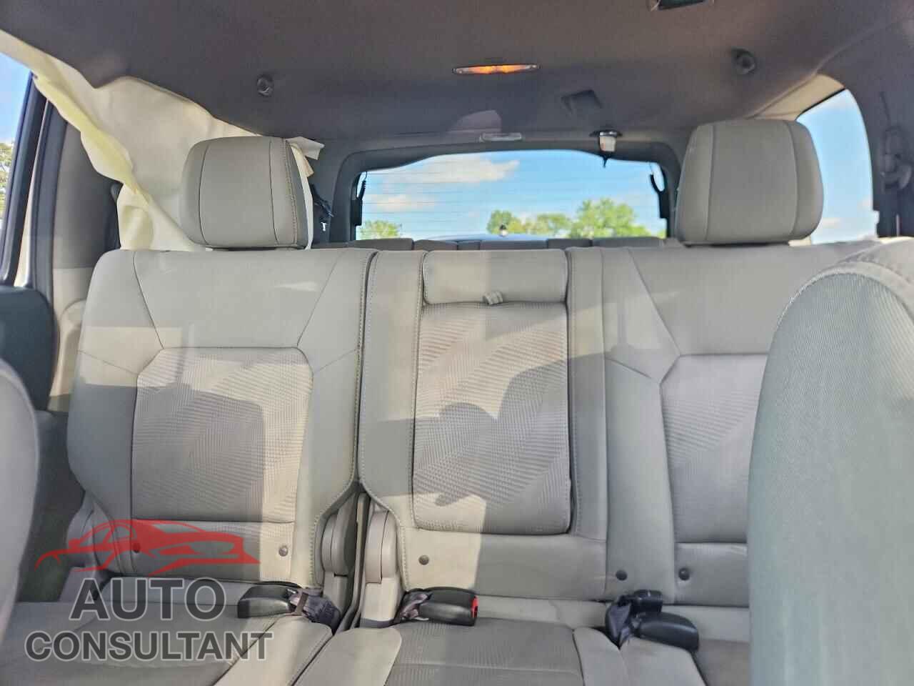 HONDA PILOT 2014 - 5FNYF4H21EB026310