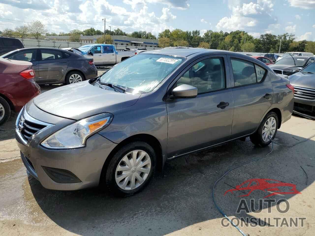 NISSAN VERSA 2018 - 3N1CN7AP4JL868111