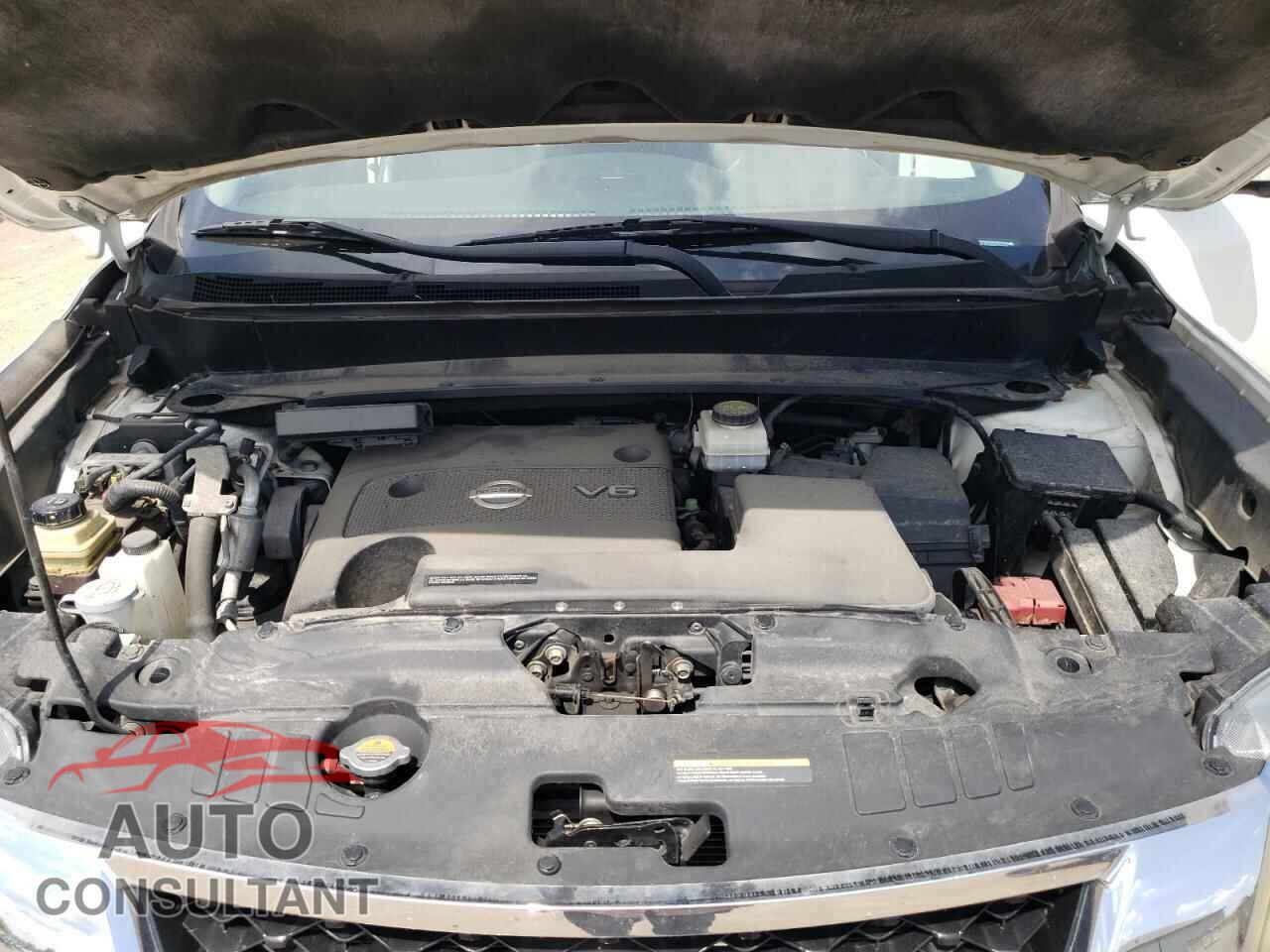 NISSAN PATHFINDER 2015 - 5N1AR2MMXFC628251