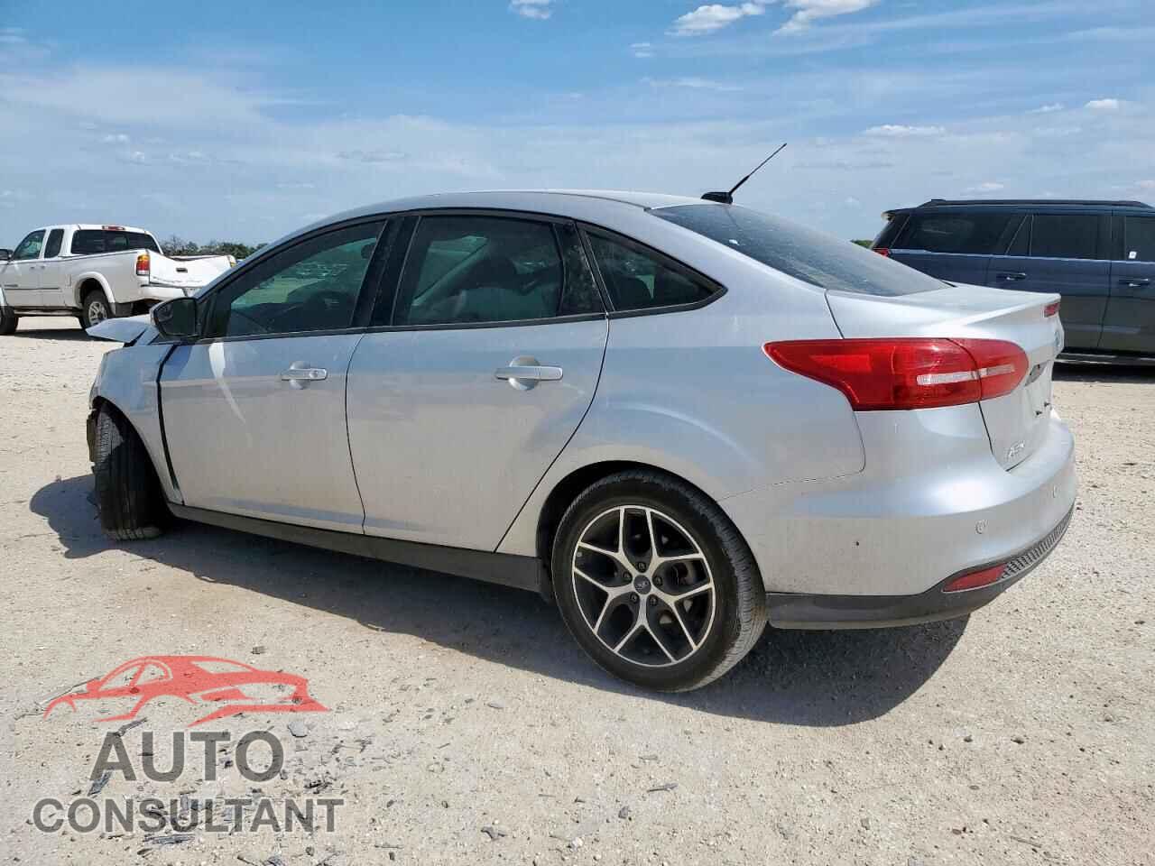 FORD FOCUS 2017 - 1FADP3H28HL266743