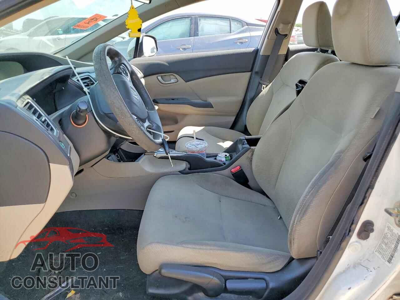 HONDA CIVIC 2013 - 2HGFB2F58DH575632