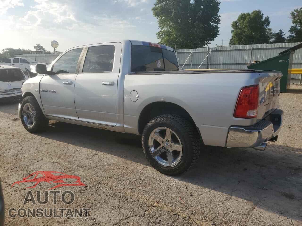 DODGE RAM 1500 2012 - 1C6RD7LT8CS221257