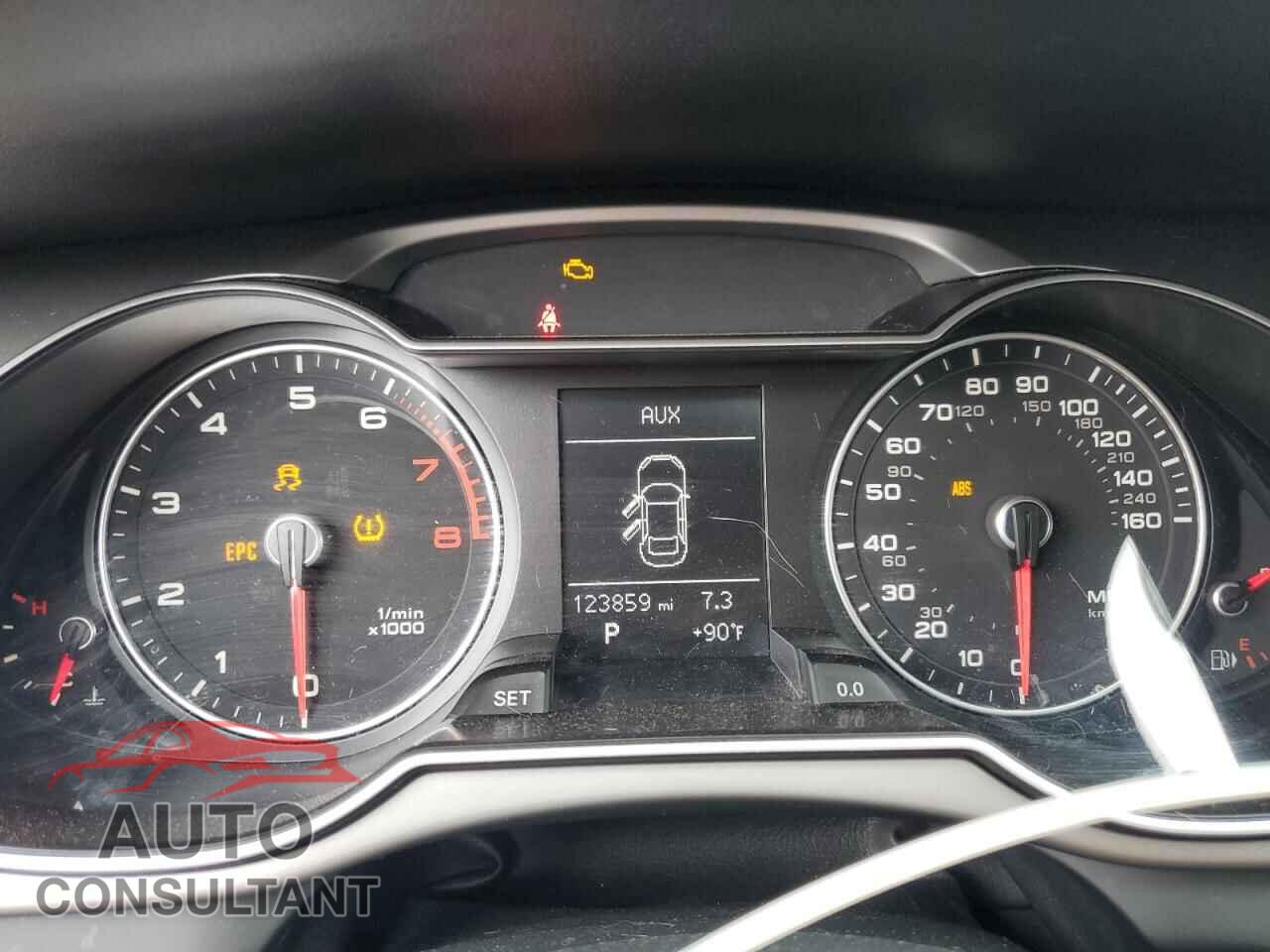 AUDI A4 2013 - WAUAFAFL4DN010384
