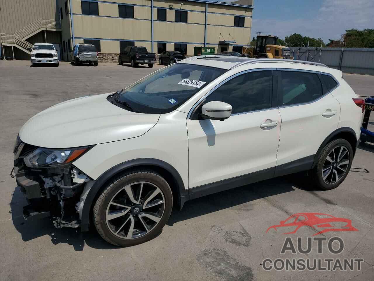 NISSAN ROGUE 2018 - JN1BJ1CP2JW500277