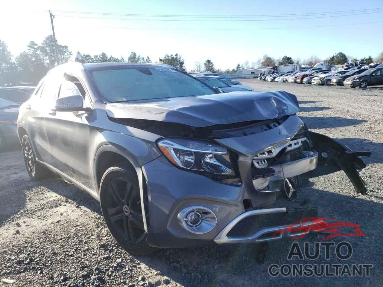 MERCEDES-BENZ GLA-CLASS 2018 - WDCTG4EB4JJ485159