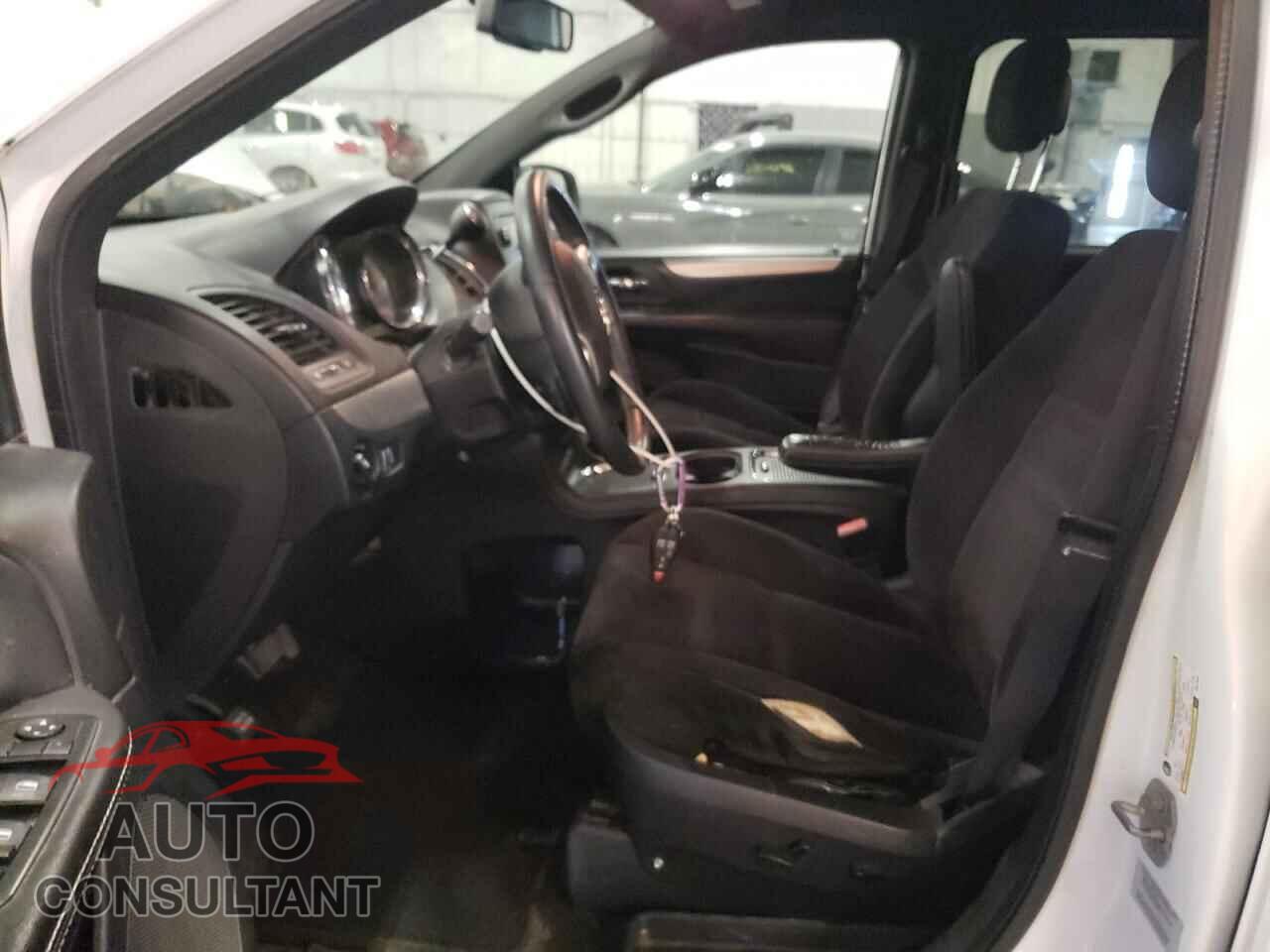 DODGE CARAVAN 2015 - 2C4RDGCG6FR517010