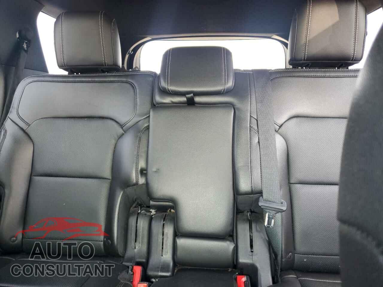 FORD EXPLORER 2018 - 1FM5K8FHXJGB49015