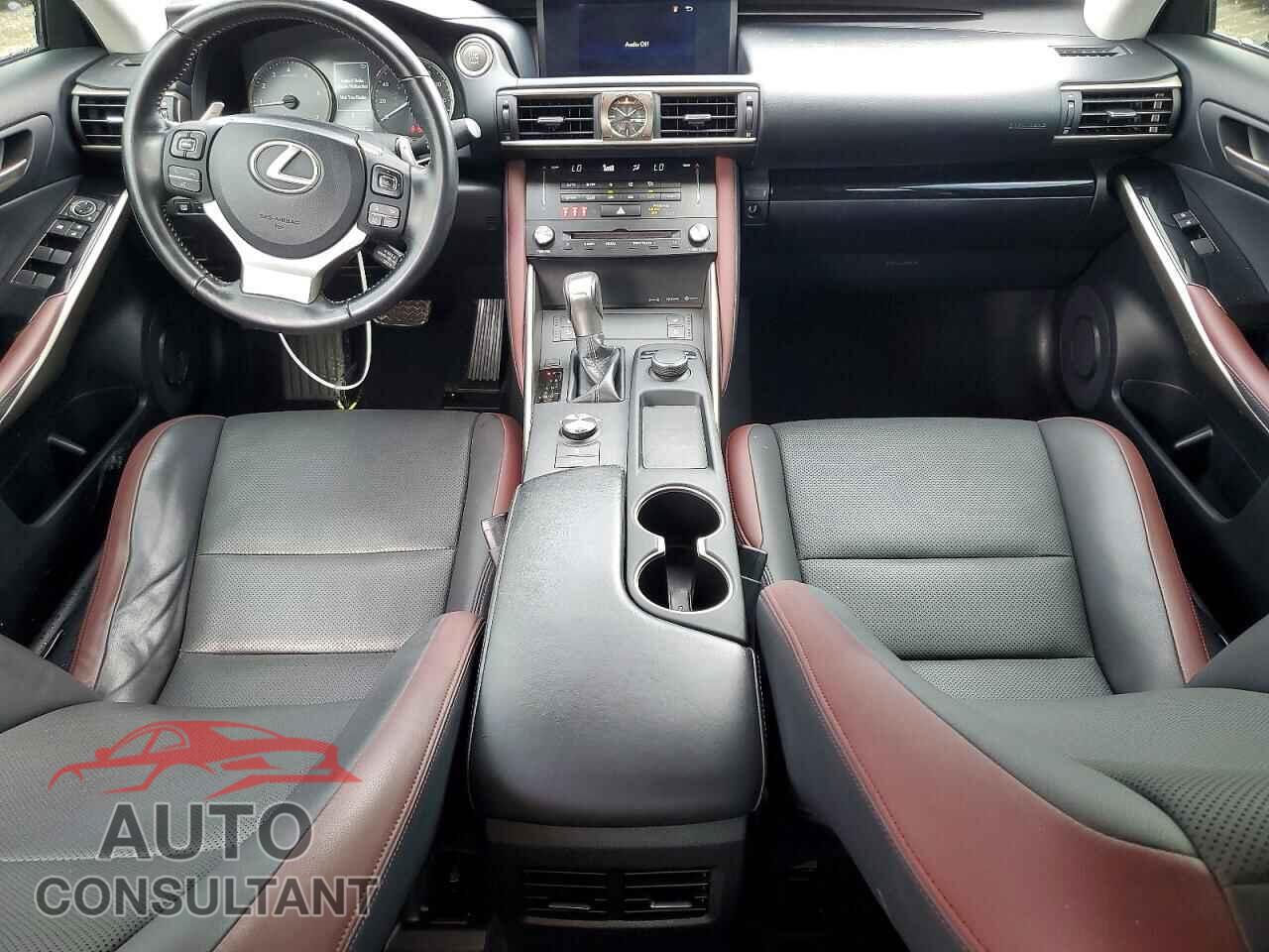 LEXUS IS 2017 - JTHBA1D2XH5061473
